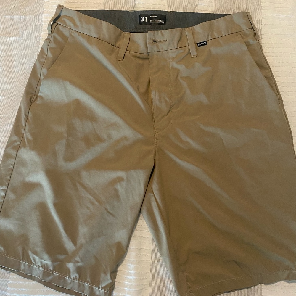Hurley phantom khaki shorts